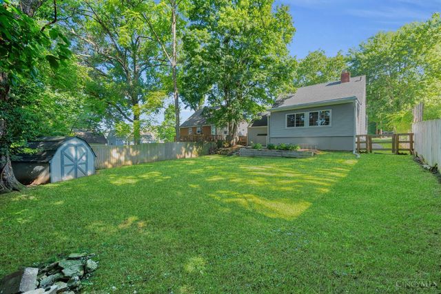 6923 Buckingham Place, Columbia Twp, OH 45227