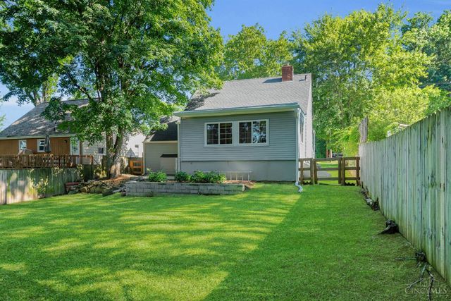 6923 Buckingham Place, Columbia Twp, OH 45227