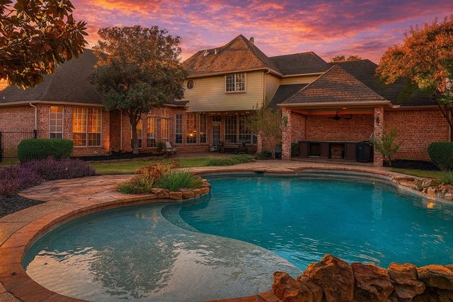 802 Princeton Court, Southlake, TX 76092