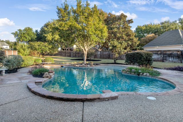 802 Princeton Court, Southlake, TX 76092