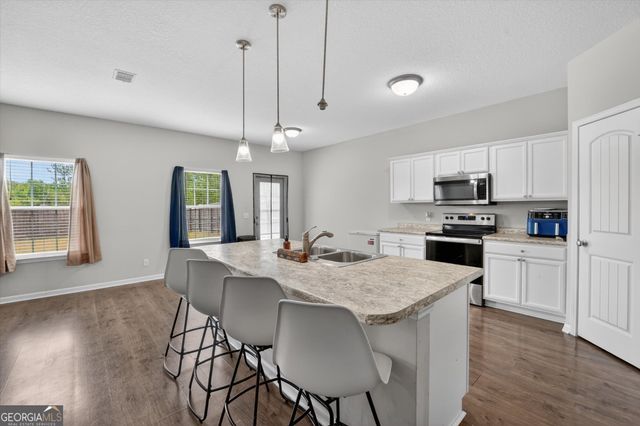 1077 Sweetbay Court, Hinesville, GA 31313