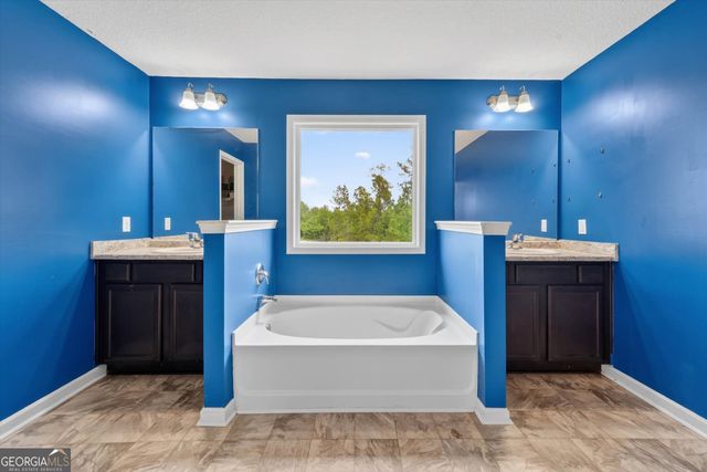 1077 Sweetbay Court, Hinesville, GA 31313