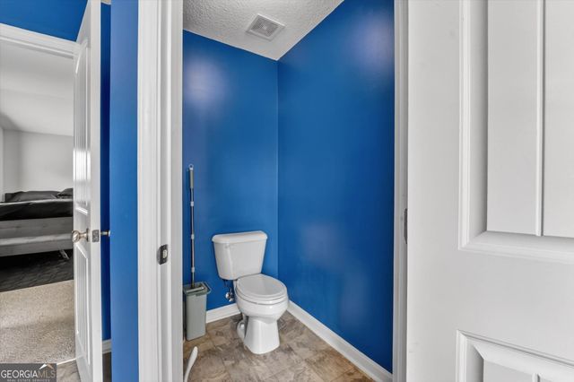 1077 Sweetbay Court, Hinesville, GA 31313