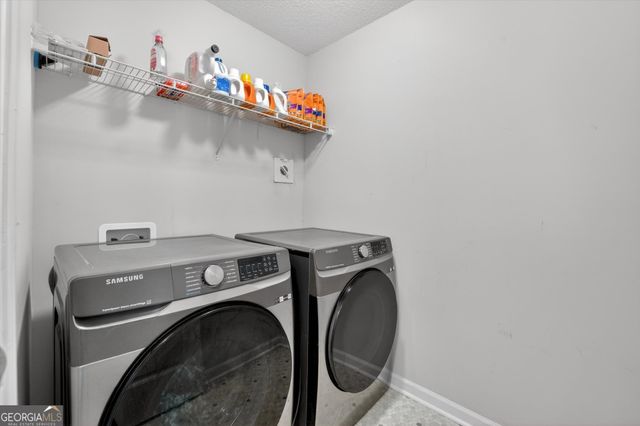 1077 Sweetbay Court, Hinesville, GA 31313