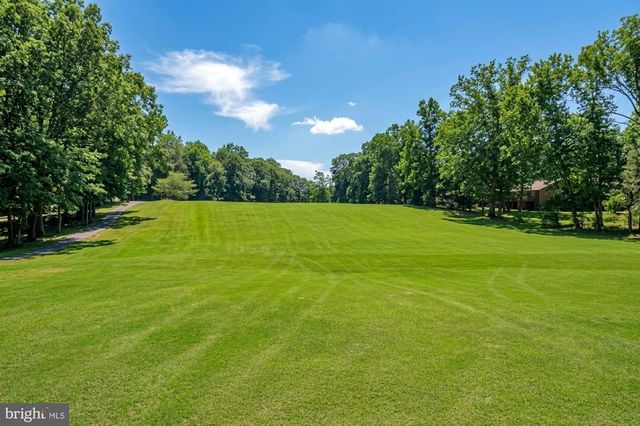 315 WESTOVER PKWY, Locust Grove, VA 22508