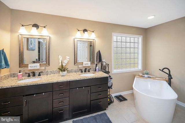 315 WESTOVER PKWY, Locust Grove, VA 22508