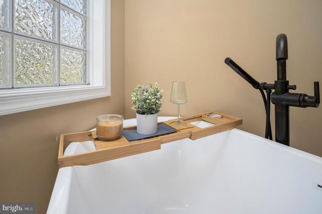 315 WESTOVER PKWY, Locust Grove, VA 22508