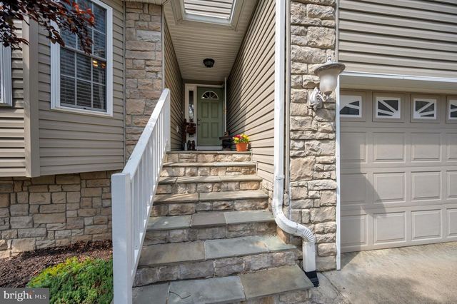 315 WESTOVER PKWY, Locust Grove, VA 22508