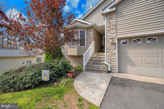 315 WESTOVER PKWY, Locust Grove, VA 22508