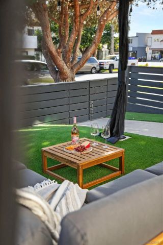 1020 Beryl Street, San Diego, CA 92109