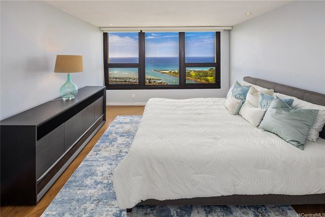 1600 Ala Moana Boulevard 3700, Honolulu, HI 96815