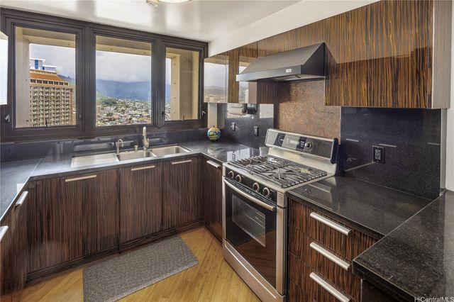 1600 Ala Moana Boulevard 3700, Honolulu, HI 96815