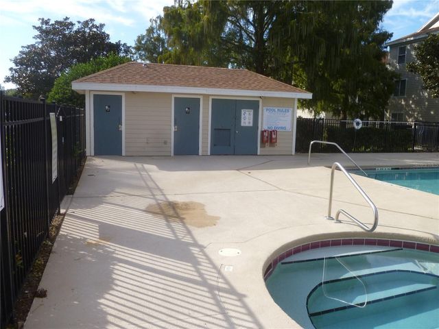 3800 SW 20TH AVENUE 411, Gainesville, FL 32607