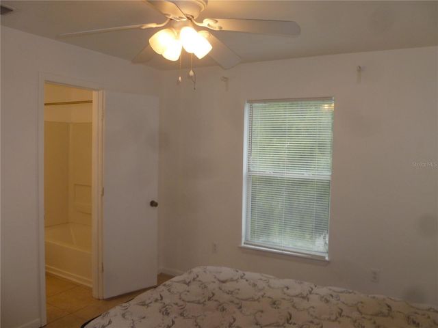 3800 SW 20TH AVENUE 411, Gainesville, FL 32607