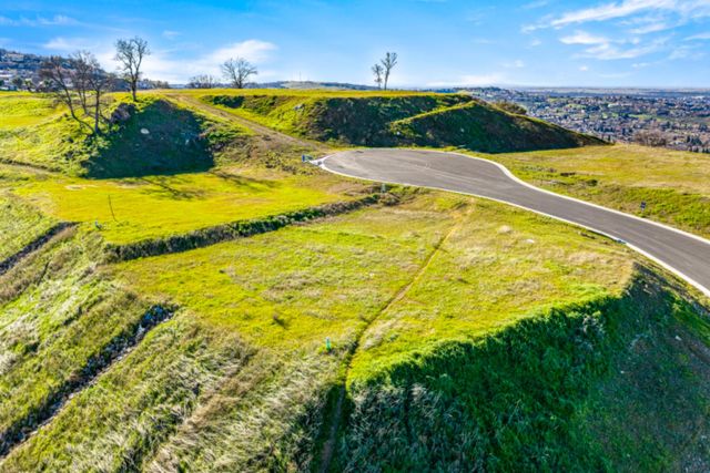 325 Kimberlite Way, El Dorado Hills, CA 95762