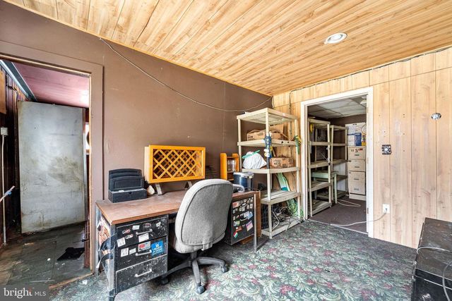 221 WHITE HORSE PIKE, Waterford Works, NJ 08089