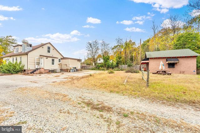 221 WHITE HORSE PIKE, Waterford Works, NJ 08089