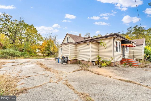 221 WHITE HORSE PIKE, Waterford Works, NJ 08089