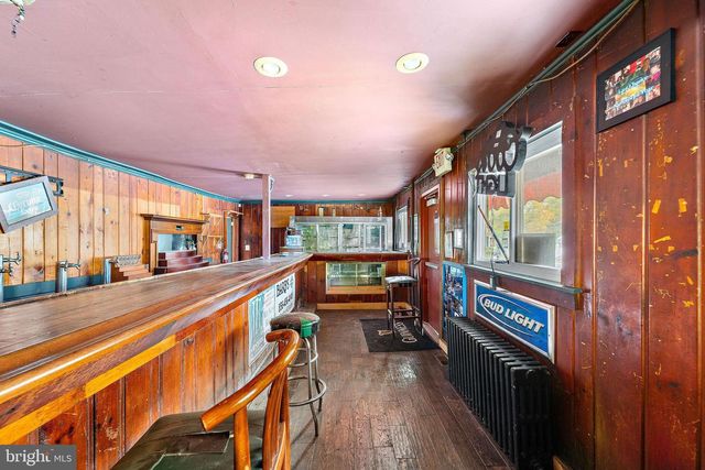 221 WHITE HORSE PIKE, Waterford Works, NJ 08089