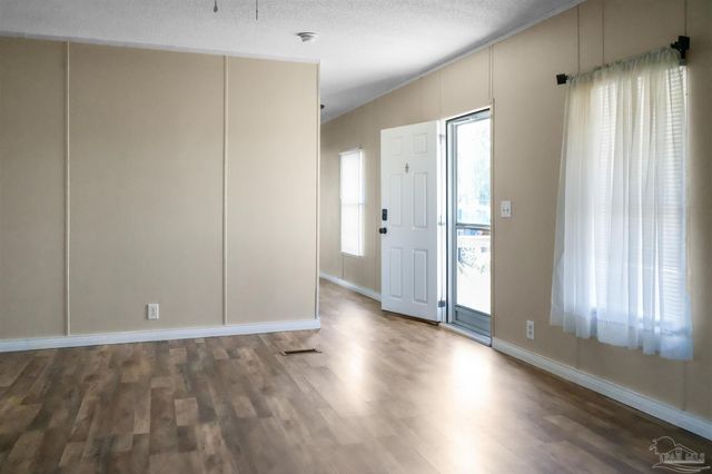 3342 Lewis Rd, Milton, FL 32570