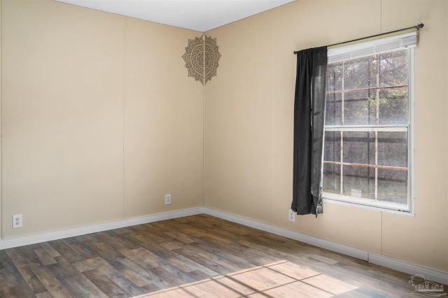 3342 Lewis Rd, Milton, FL 32570