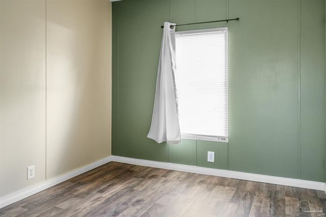 3342 Lewis Rd, Milton, FL 32570