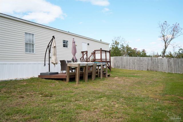 3342 Lewis Rd, Milton, FL 32570