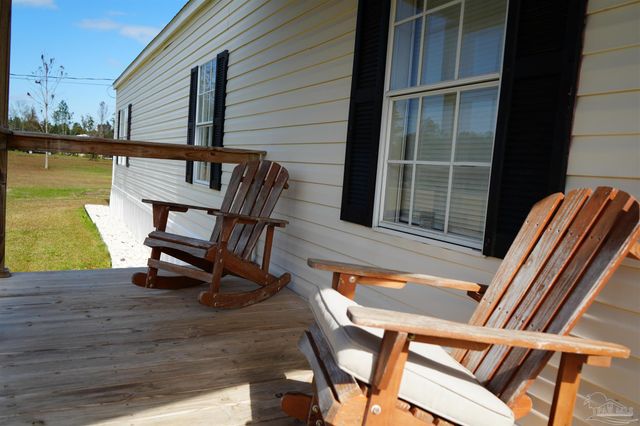 3342 Lewis Rd, Milton, FL 32570