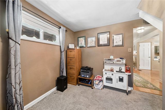 803 Killarney Drive, Castle Shannon, PA 15234