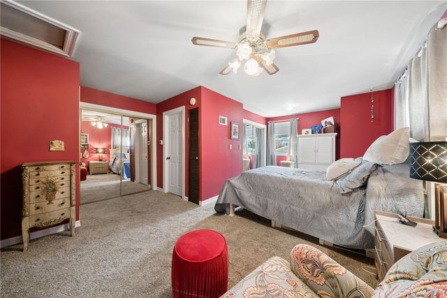 803 Killarney Drive, Castle Shannon, PA 15234
