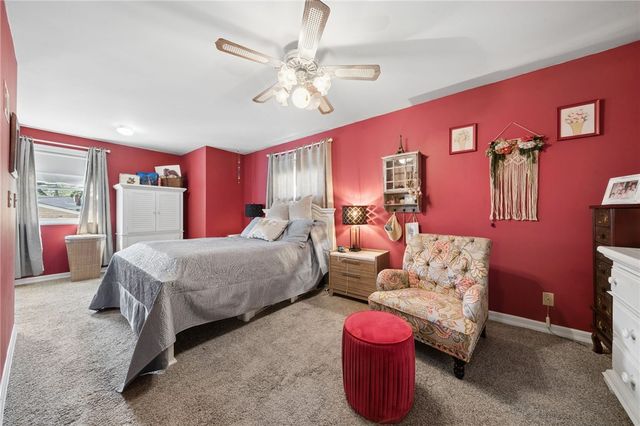 803 Killarney Drive, Castle Shannon, PA 15234