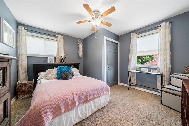 803 Killarney Drive, Castle Shannon, PA 15234