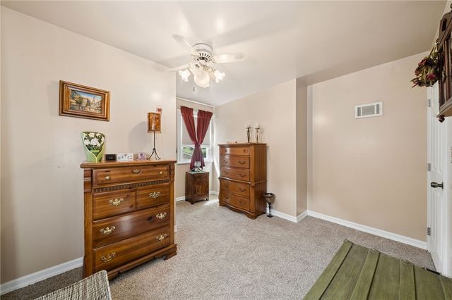 803 Killarney Drive, Castle Shannon, PA 15234