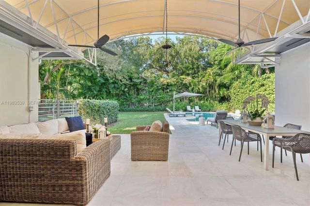 641 Island Rd, Miami, FL 33137