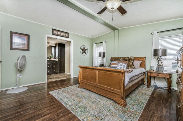24900 Hix Drive, Canyon, TX 79015