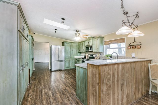 24900 Hix Drive, Canyon, TX 79015