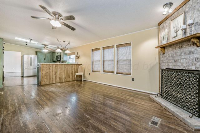 24900 Hix Drive, Canyon, TX 79015