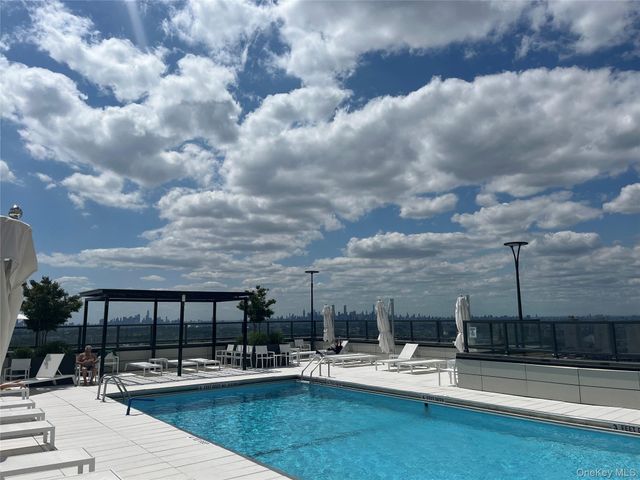 110-11 Queens Boulevard 24L, Forest Hills, NY 11375