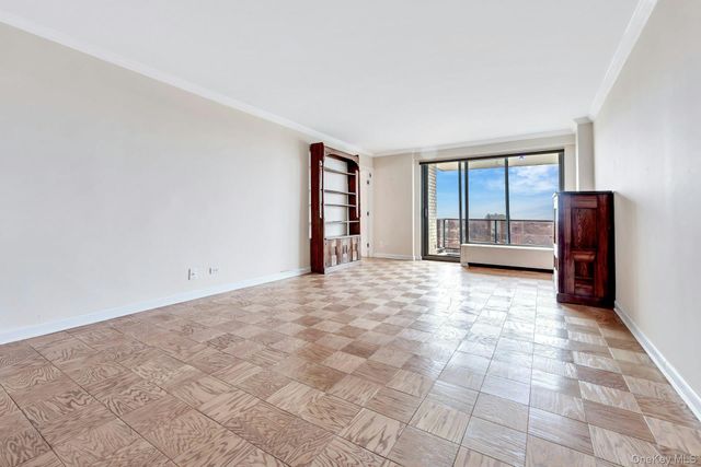 110-11 Queens Boulevard 24L, Forest Hills, NY 11375