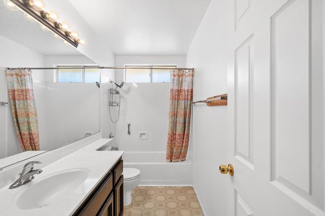 7634 Antelope Hills Dr, Antelope, CA 95843