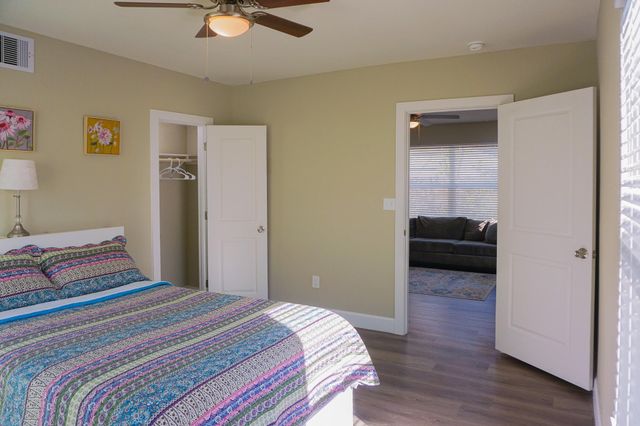 3703 Market Street 1, Houston, TX 77020