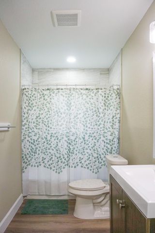 3703 Market Street 1, Houston, TX 77020