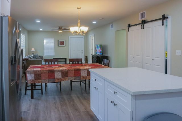 3703 Market Street 1, Houston, TX 77020