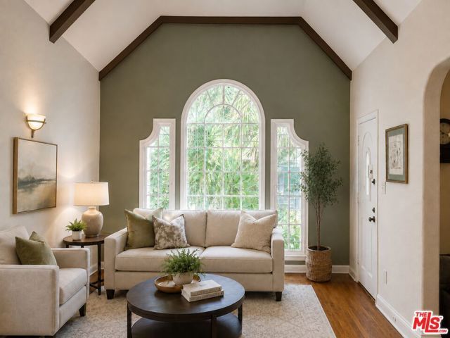 515 N Hayworth Avenue, Los Angeles, CA 90048