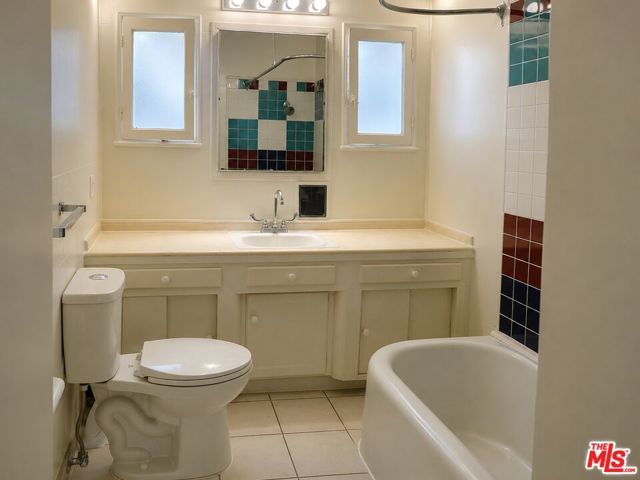 515 N Hayworth Avenue, Los Angeles, CA 90048