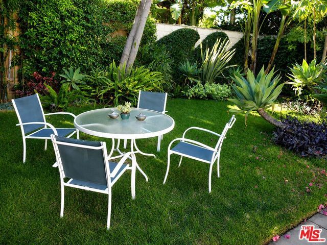 515 N Hayworth Avenue, Los Angeles, CA 90048