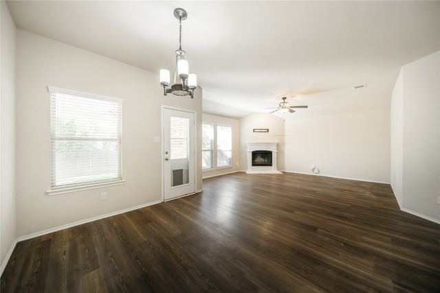 552 Indian Hill Drive, Oak Point, TX 75068