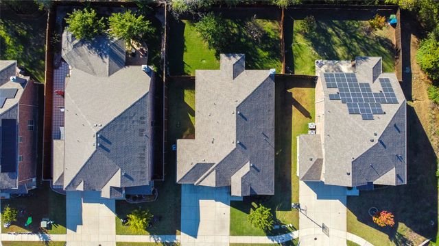 552 Indian Hill Drive, Oak Point, TX 75068