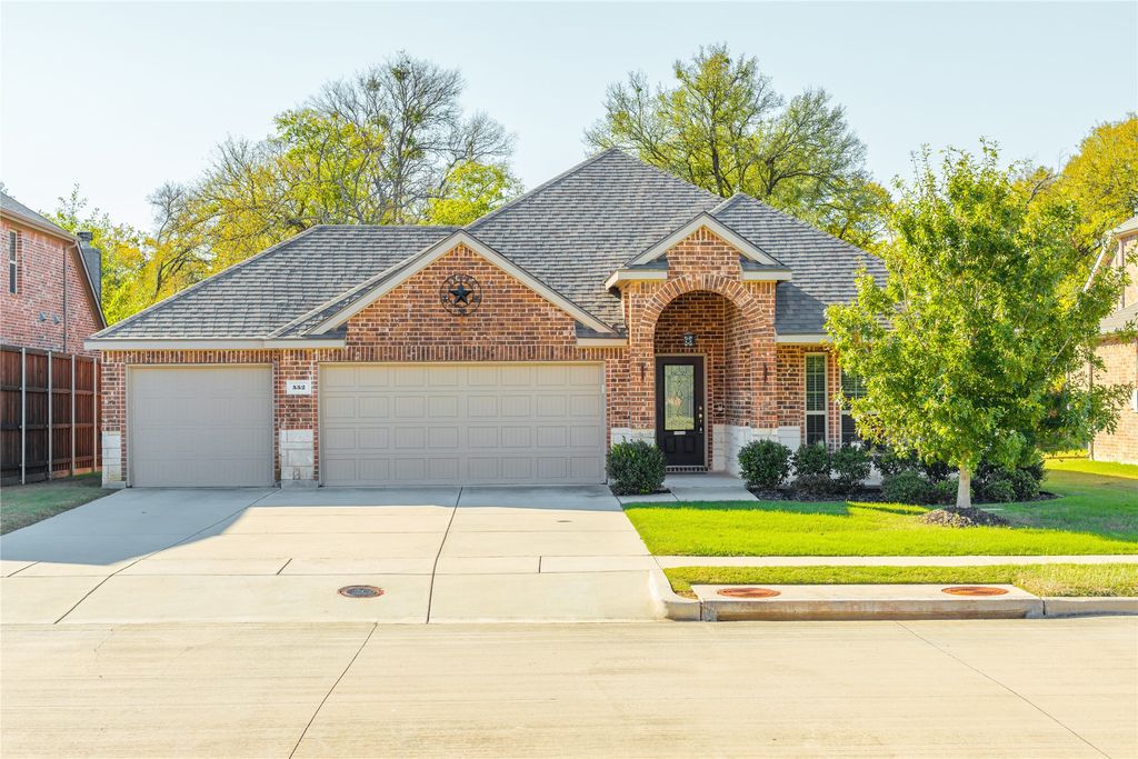 552 Indian Hill Drive, Oak Point, TX 75068