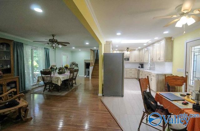 60 Holbrooks Street, Crossville, AL 35962